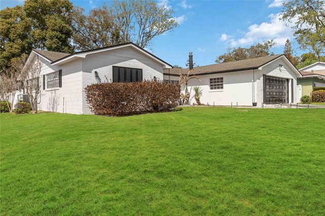 621 ALDAMA COURT, Ocoee, FL 34761