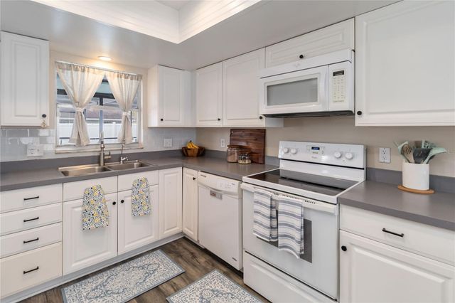 621 ALDAMA COURT, Ocoee, FL 34761