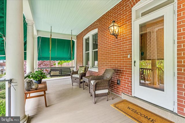 19 E MAIN ST, Middletown, MD 21769