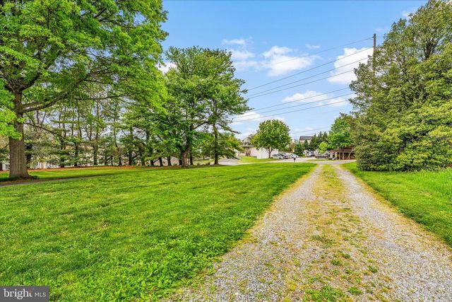 19 E MAIN ST, Middletown, MD 21769