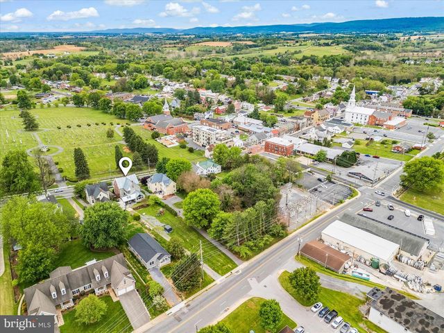 19 E MAIN ST, Middletown, MD 21769