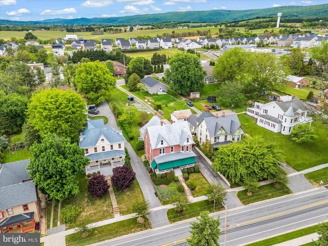 19 E MAIN ST, Middletown, MD 21769