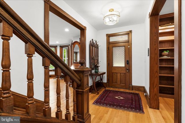 19 E MAIN ST, Middletown, MD 21769