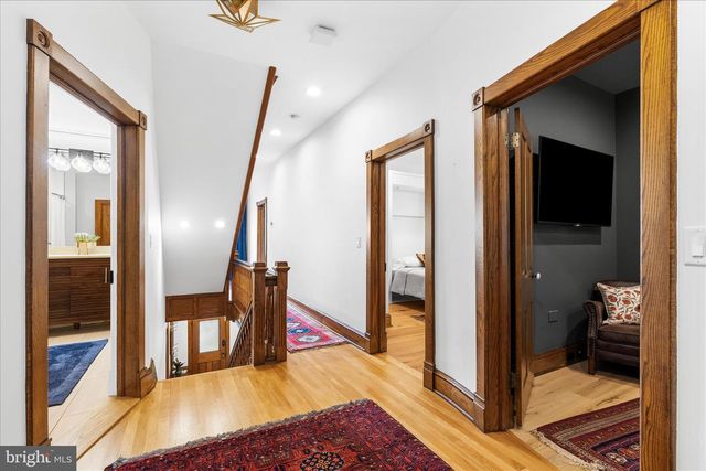 19 E MAIN ST, Middletown, MD 21769