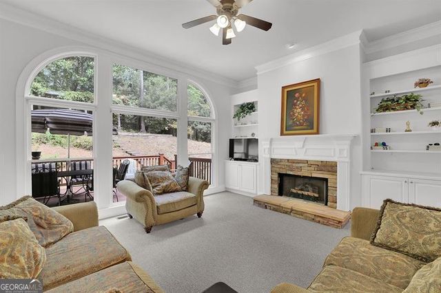 1502 Menlo Drive NW, Kennesaw, GA 30152