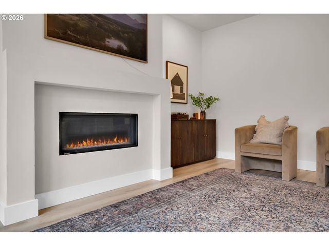 15330 Sw SILKWOOD Ct, Portland, OR 97224