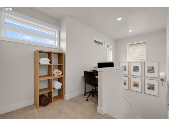 15330 Sw SILKWOOD Ct, Portland, OR 97224