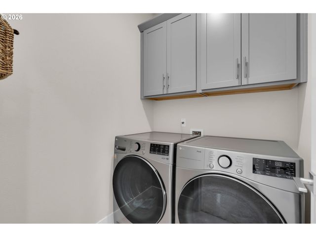 15330 Sw SILKWOOD Ct, Portland, OR 97224