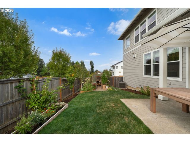 15330 Sw SILKWOOD Ct, Portland, OR 97224