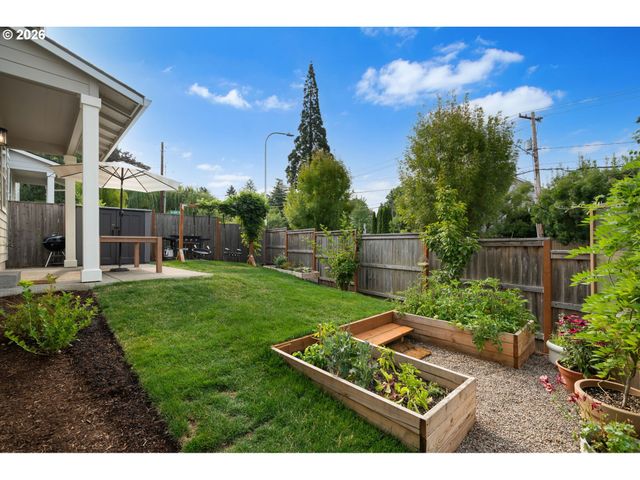 15330 Sw SILKWOOD Ct, Portland, OR 97224