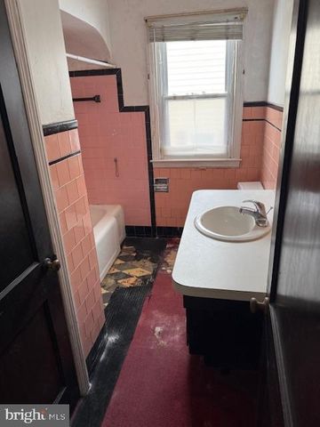 115 SHERMAN ST, Hanover, PA 17331