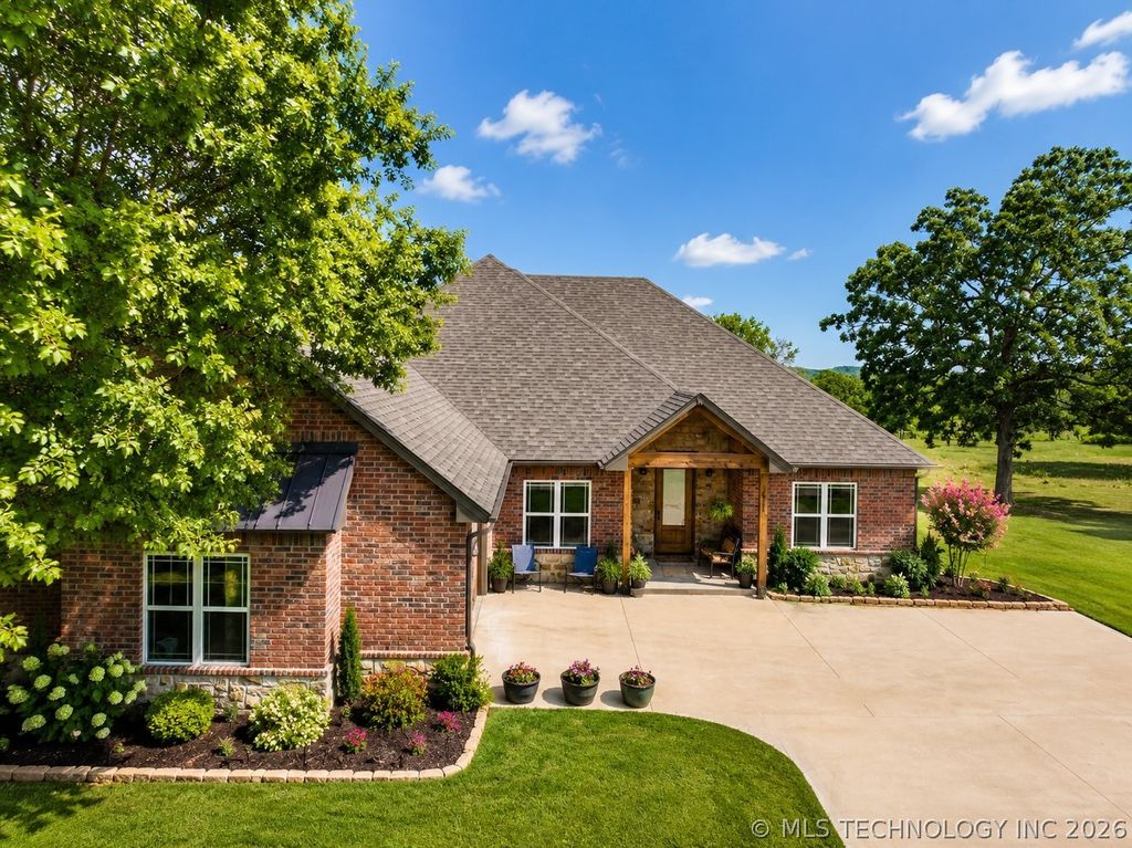 36362 S Summit, Cookson, OK 74427