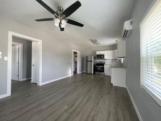 1701 40th Street, Galveston, TX 77550