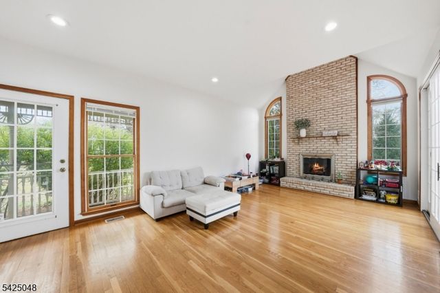 44 Roanoke Rd, Montgomery Twp., NJ 08502