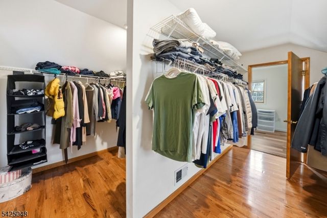 44 Roanoke Rd, Montgomery Twp., NJ 08502