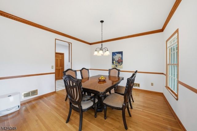 44 Roanoke Rd, Montgomery Twp., NJ 08502