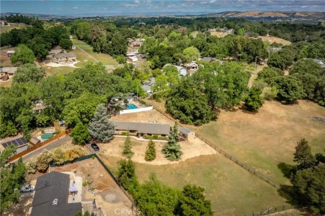 6055 Flores, Atascadero, CA 93422