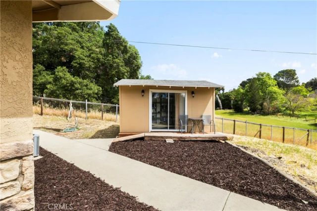 6055 Flores, Atascadero, CA 93422