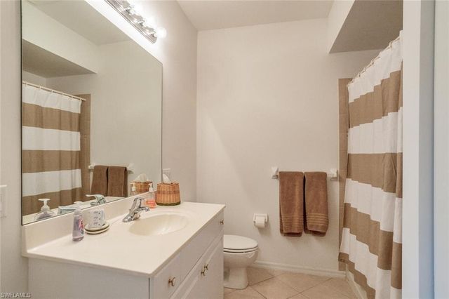 3980 Bishopwood CT E 4, Naples, FL 34114