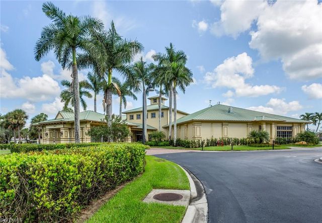 3980 Bishopwood CT E 4, Naples, FL 34114