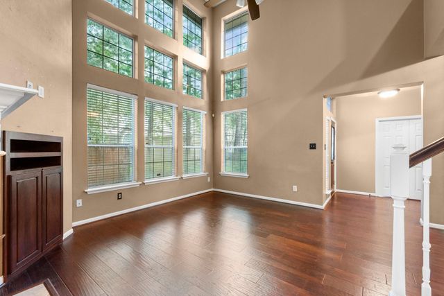 70 Harvest Wind Place, The Woodlands, TX 77382