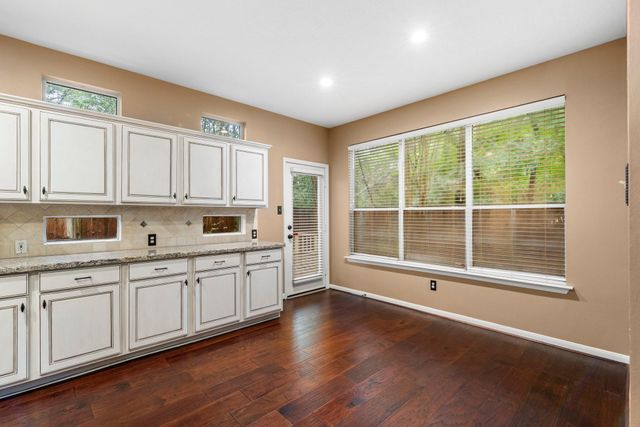 70 Harvest Wind Place, The Woodlands, TX 77382