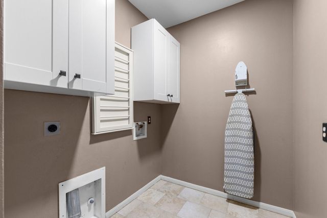 70 Harvest Wind Place, The Woodlands, TX 77382