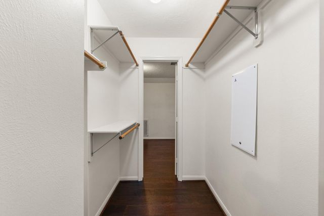 70 Harvest Wind Place, The Woodlands, TX 77382