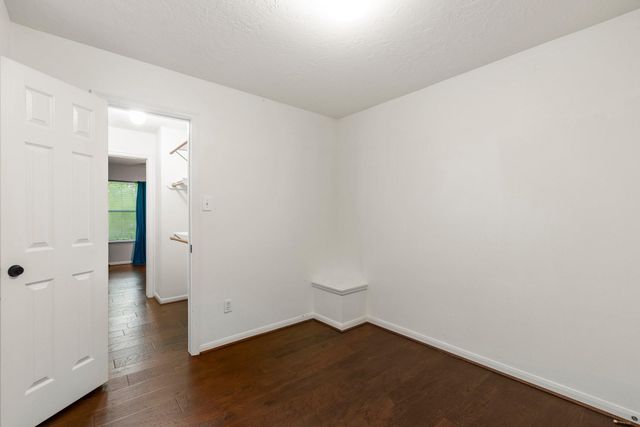 70 Harvest Wind Place, The Woodlands, TX 77382