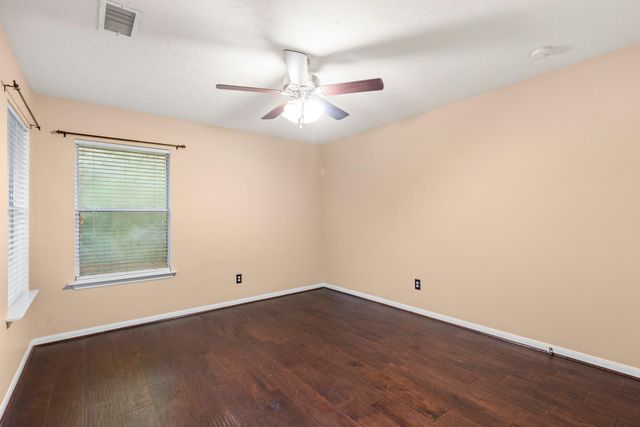 70 Harvest Wind Place, The Woodlands, TX 77382