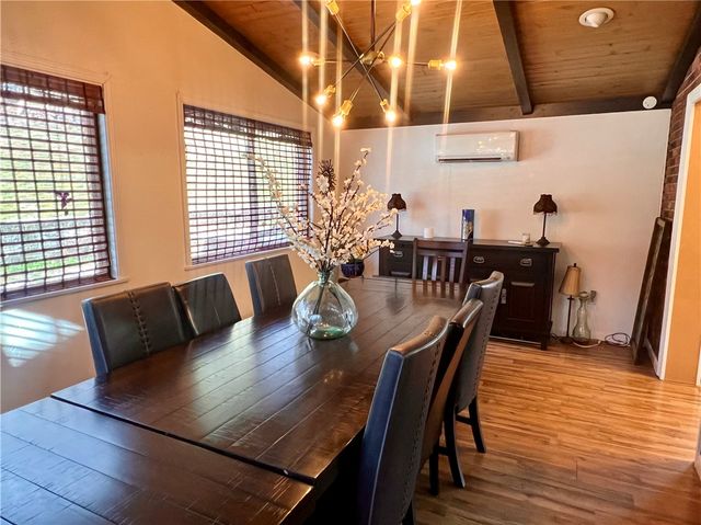 306 Black Walnut Dr, Salem Twp, PA 15601