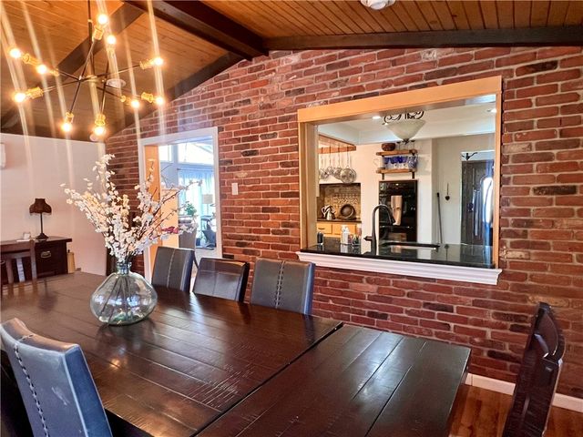 306 Black Walnut Dr, Salem Twp, PA 15601