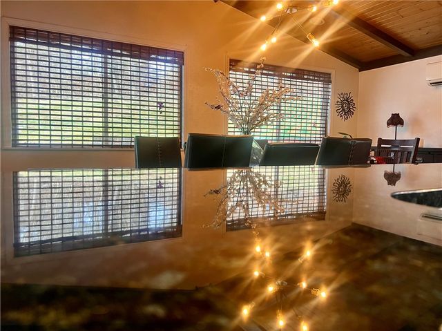 306 Black Walnut Dr, Salem Twp, PA 15601