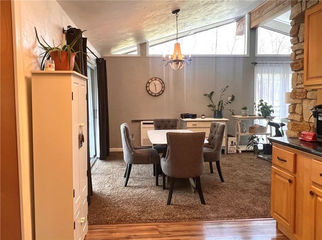 306 Black Walnut Dr, Salem Twp, PA 15601