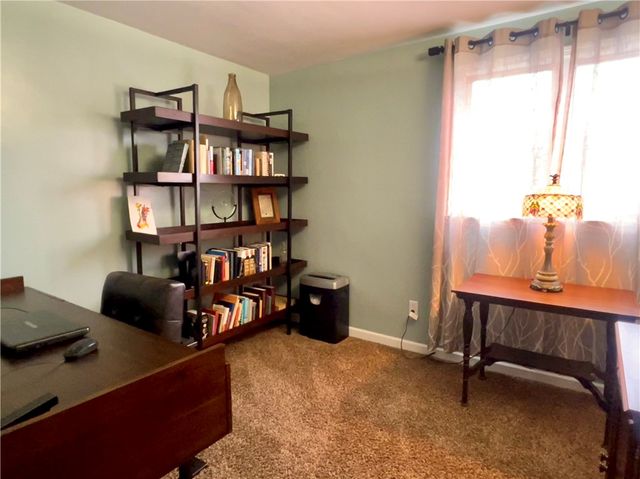 306 Black Walnut Dr, Salem Twp, PA 15601