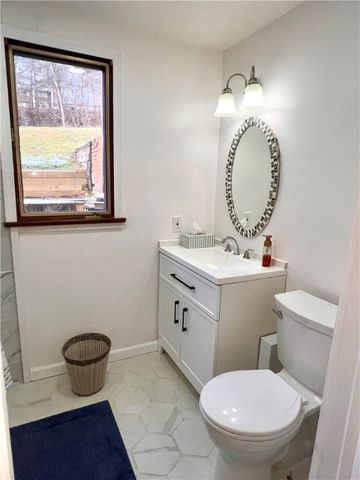 306 Black Walnut Dr, Salem Twp, PA 15601