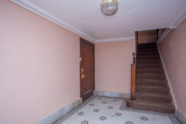 7637 S Phillips Avenue, Chicago, IL 60649