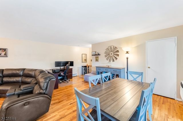 50 Deanna Dr Unit 130 130, Hillsborough Twp., NJ 08844