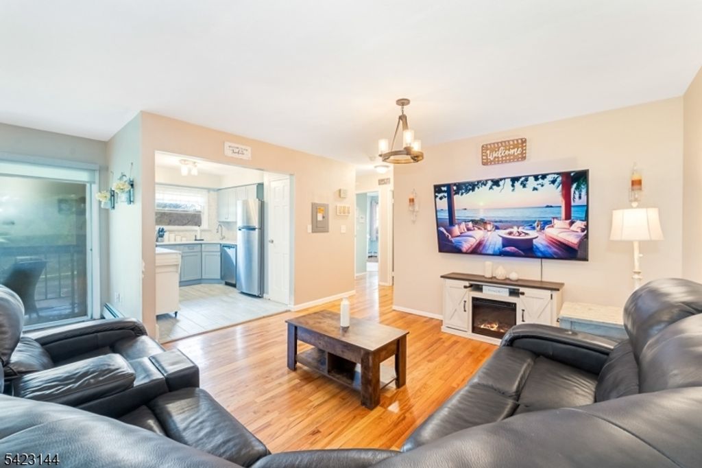 50 Deanna Dr Unit 130 130, Hillsborough Twp., NJ 08844