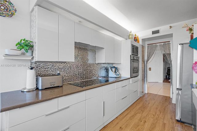 3801 NE 207th St 603, Aventura, FL 33180