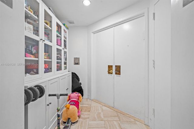 3801 NE 207th St 603, Aventura, FL 33180