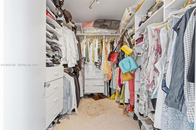 3801 NE 207th St 603, Aventura, FL 33180