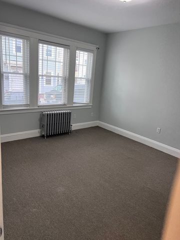 100 Maverick 1, Chelsea, MA 02150