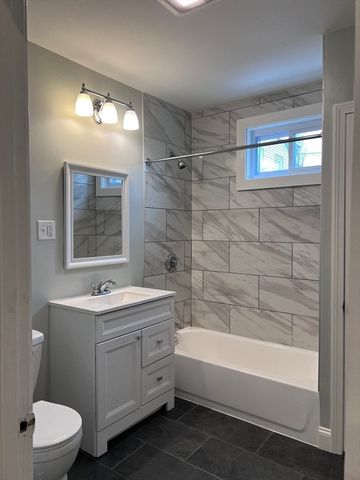 100 Maverick 1, Chelsea, MA 02150