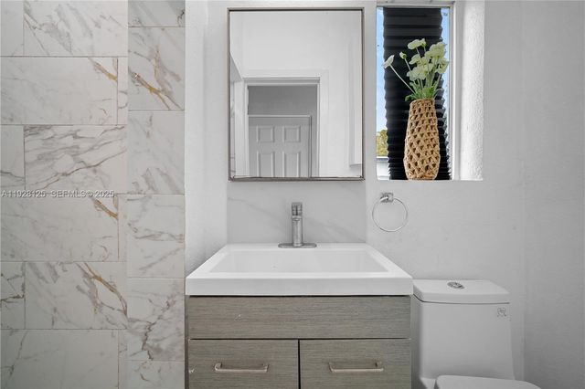 16101 NE 11th Ave 0, North Miami Beach, FL 33162