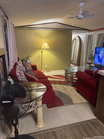 4223 WATERWOOD PASS, Elmendorf, TX 78112