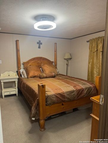 4223 WATERWOOD PASS, Elmendorf, TX 78112