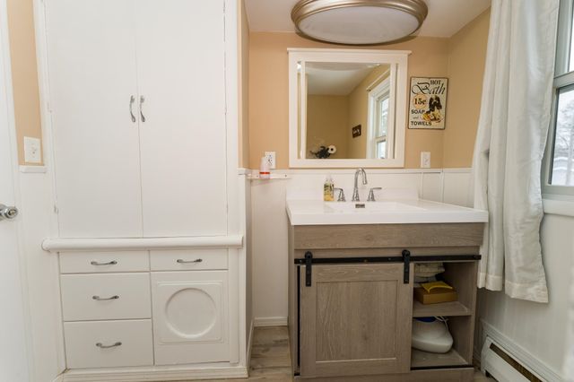 209 N Chippewa, Shepherd, MI 48883