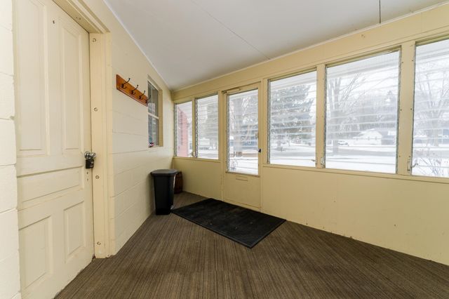 209 N Chippewa, Shepherd, MI 48883