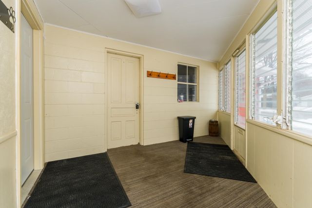 209 N Chippewa, Shepherd, MI 48883